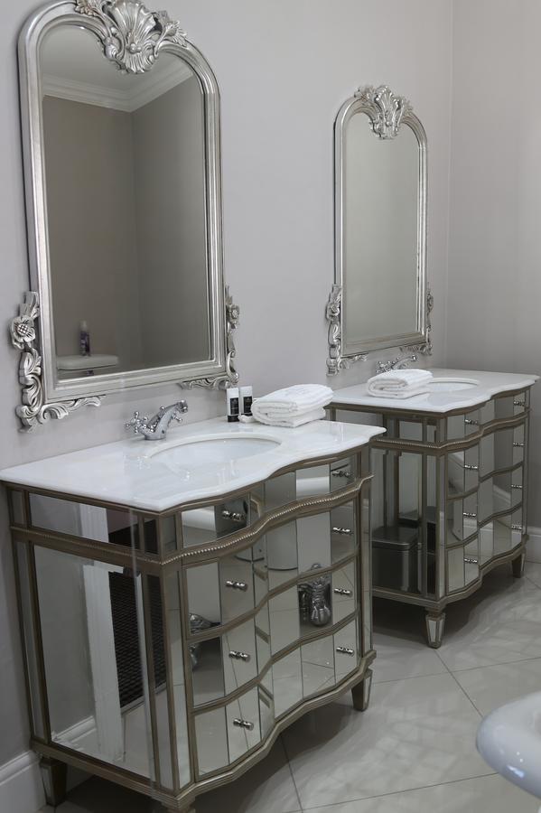 The Kingsman Boutique Hotel Burgersdorp Esterno foto